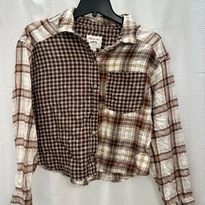 American Eagle Outfitters Brown and Cream Checkered Shirt